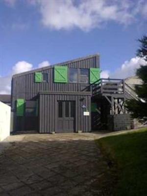 фото отеля Lower Penderleath Farm Hostel