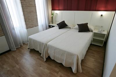 фото отеля Hotel la Bastida