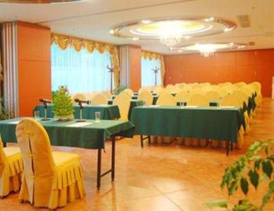 фото отеля Jinding Longhu Hotel