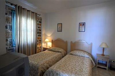 фото отеля Mohlos Villas