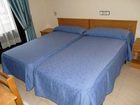 фото отеля Hostal R. Fernandez