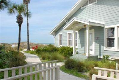 фото отеля Sarah's Seaside Beach Cottages
