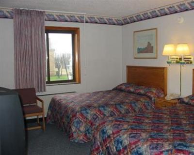 фото отеля Red Carpet Inn Massillon
