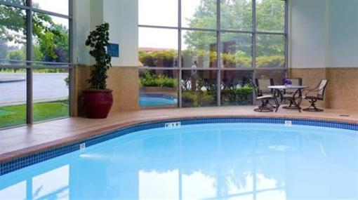 фото отеля Embassy Suites Seattle - Tacoma International Airport