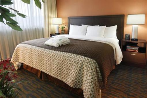 фото отеля Embassy Suites Seattle - Tacoma International Airport