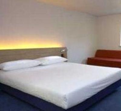 фото отеля Travelodge Devizes Hotel