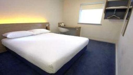 фото отеля Travelodge Devizes Hotel