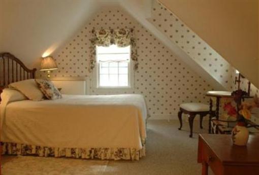 фото отеля Roger Sherman Inn