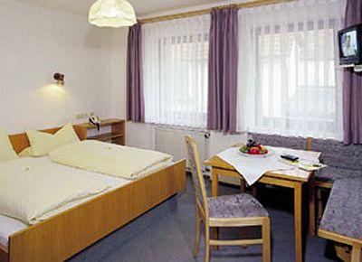 фото отеля Landhotel Zur Kanne Neresheim