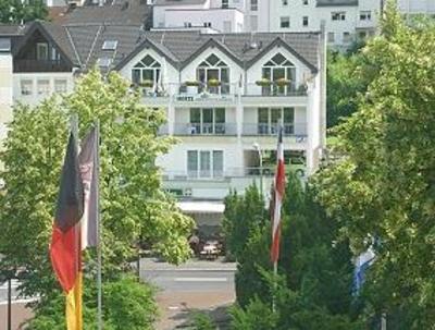 фото отеля Hotel Garni Am Brunnenplatz
