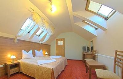 фото отеля Hotel Pod Golebiem