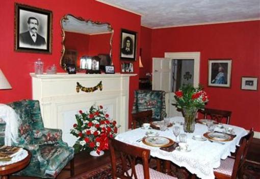 фото отеля English Garden Bed and Breakfast