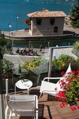 фото отеля Hotel Lago di Garda Nago-Torbole