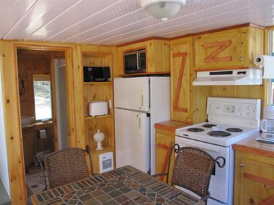 фото отеля Chalets de la Riviere Sacacomie