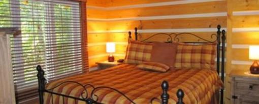 фото отеля Chalets de la Riviere Sacacomie