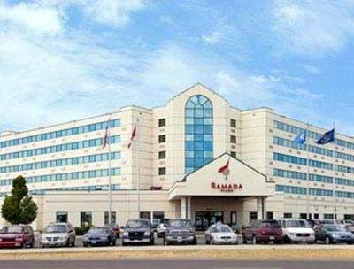 фото отеля Ramada Plaza Suites Fargo