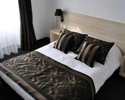 фото отеля Auberge du Relais Cernay