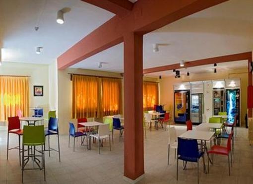 фото отеля Albergue Inturjoven Viznar Alfacar