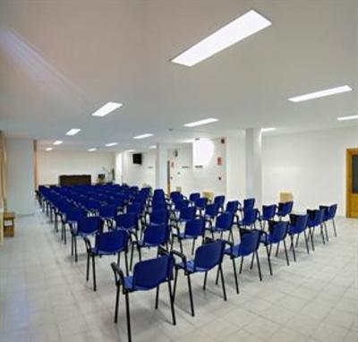 фото отеля Albergue Inturjoven Viznar Alfacar