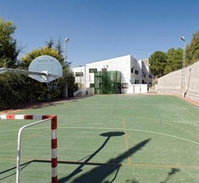 фото отеля Albergue Inturjoven Viznar Alfacar