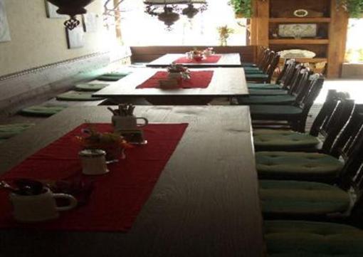 фото отеля Tiroler Landgasthaus Besenkammerl