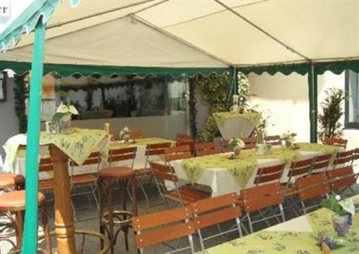 фото отеля Tiroler Landgasthaus Besenkammerl