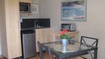 фото отеля Cormier's Studio Bed and Breakfast