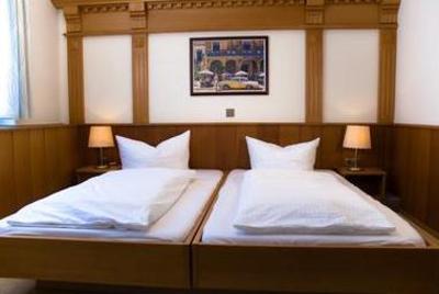 фото отеля Brasserie Und Pension Zu Gutenberg