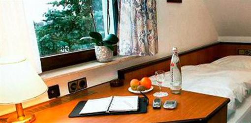 фото отеля Waldhotel Kelkheim