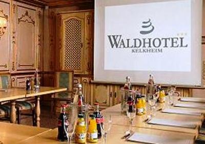 фото отеля Waldhotel Kelkheim