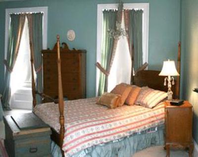 фото отеля Mackechnie House Bed and Breakfast