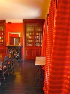 фото отеля Mackechnie House Bed and Breakfast