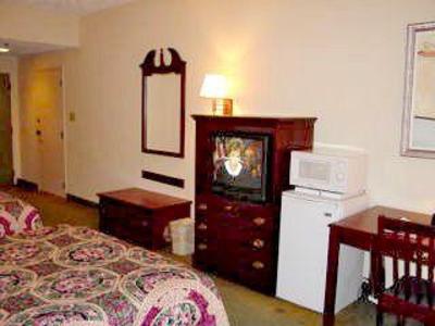 фото отеля Super Inn & Suites
