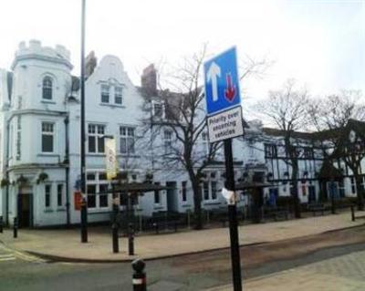 фото отеля Lambton Arms Hotel
