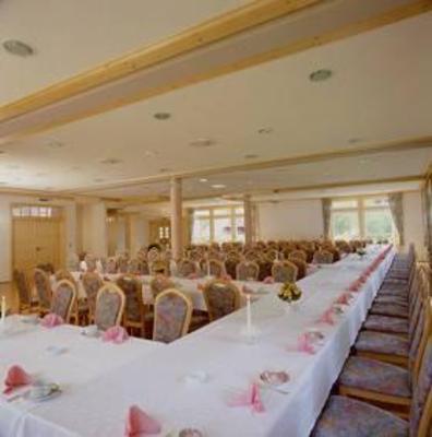 фото отеля Schwarzwald Gasthof Hotel Linde Gutach