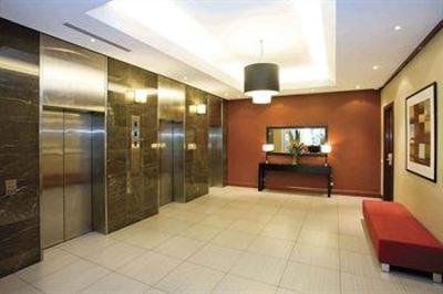 фото отеля Travelodge Wynyard Sydney