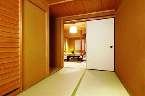 фото отеля Yamatoya Honten Hotel Matsuyama