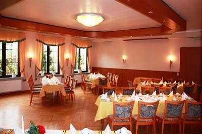 фото отеля Garbsener Schweiz Hotel Restaurant