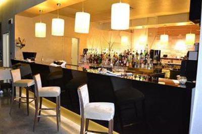 фото отеля COSMOPOLITAN Business Hotel