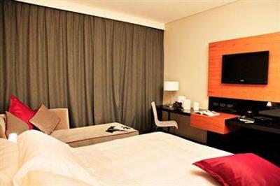 фото отеля COSMOPOLITAN Business Hotel