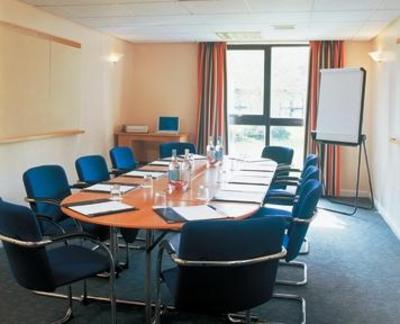 фото отеля Holiday Inn Fareham Solent