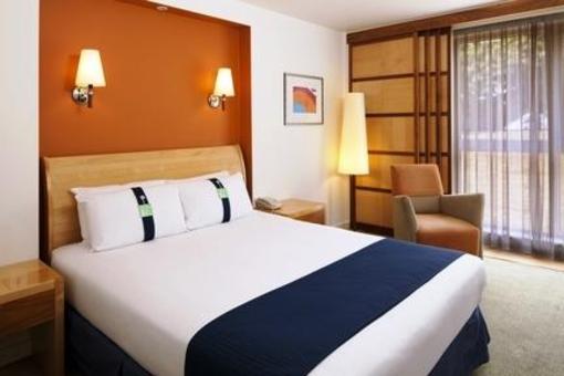 фото отеля Holiday Inn Fareham Solent