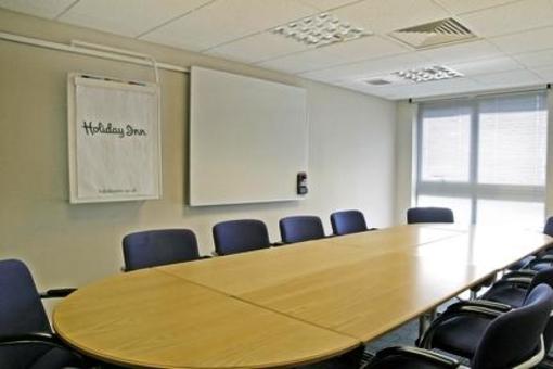 фото отеля Holiday Inn Fareham Solent