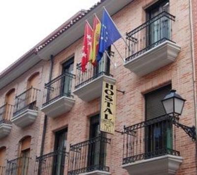фото отеля Hostal Complutense Alcala de Henares