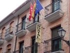 фото отеля Hostal Complutense Alcala de Henares