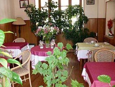 фото отеля Fifi Moulin Hotel Serres (France)