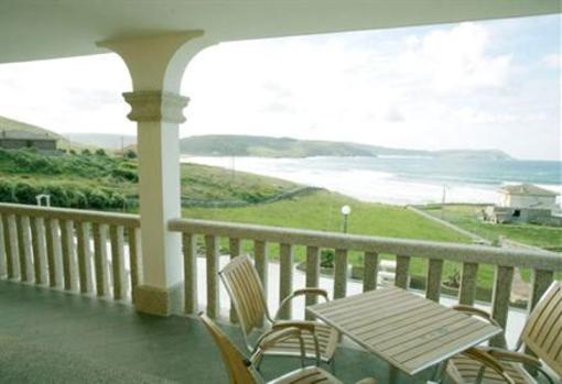 фото отеля Apartamentos Playa de Corcubion