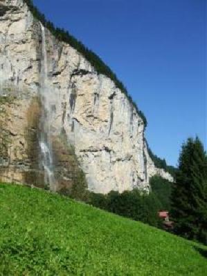 фото отеля Camping Jungfrau Holiday Park Hotel Lauterbrunnen