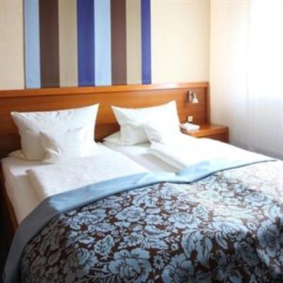 фото отеля Hotel Elysee Seligenstadt