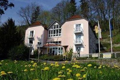фото отеля Altstadthotel An Der Werra Meiningen